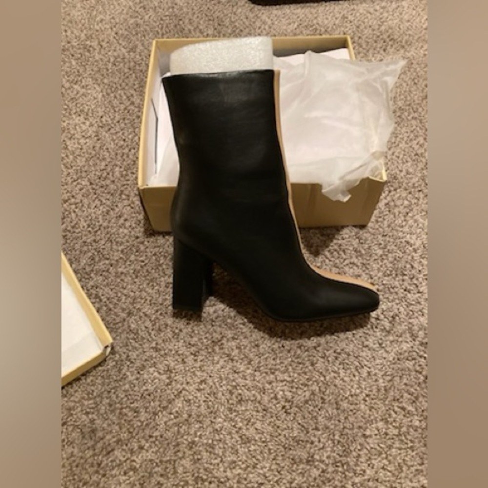 Princess Polly 2 Sided Bootie- worn once - Picture 3 of 4